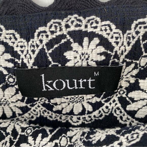 Kourt Embroidered Black Scalloped Top size medium Boho size medium - Picture 8 of 10